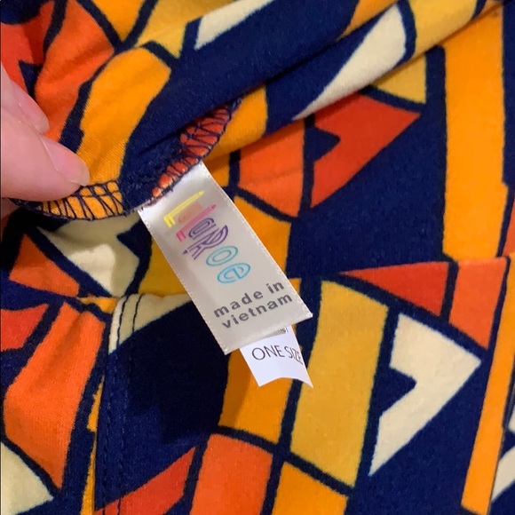 LuLaRoe One Size Leggings - Picture 4 of 4